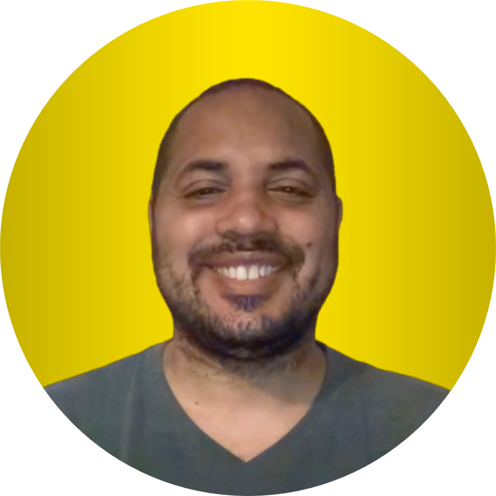Josh Spector portrait - writing expert